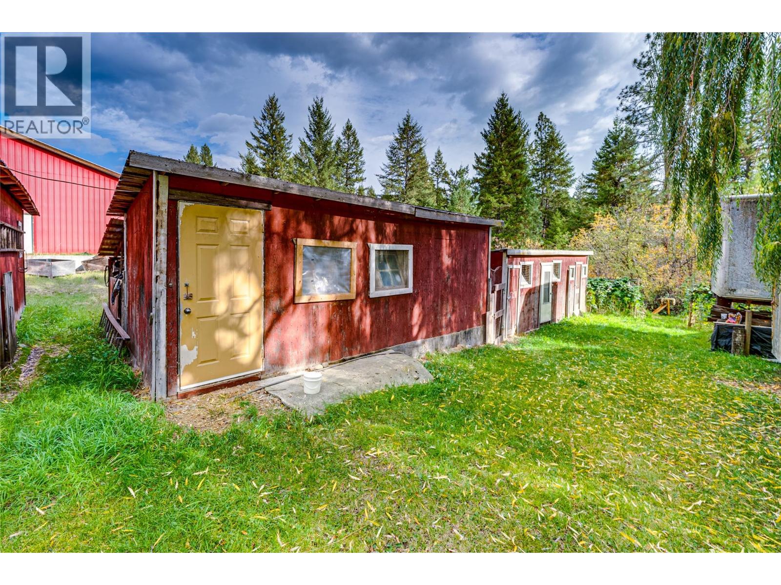 2860 Highway 97 North - 27