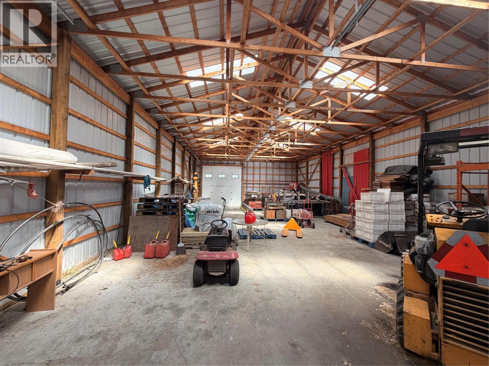 2860 Highway 97 North - 23