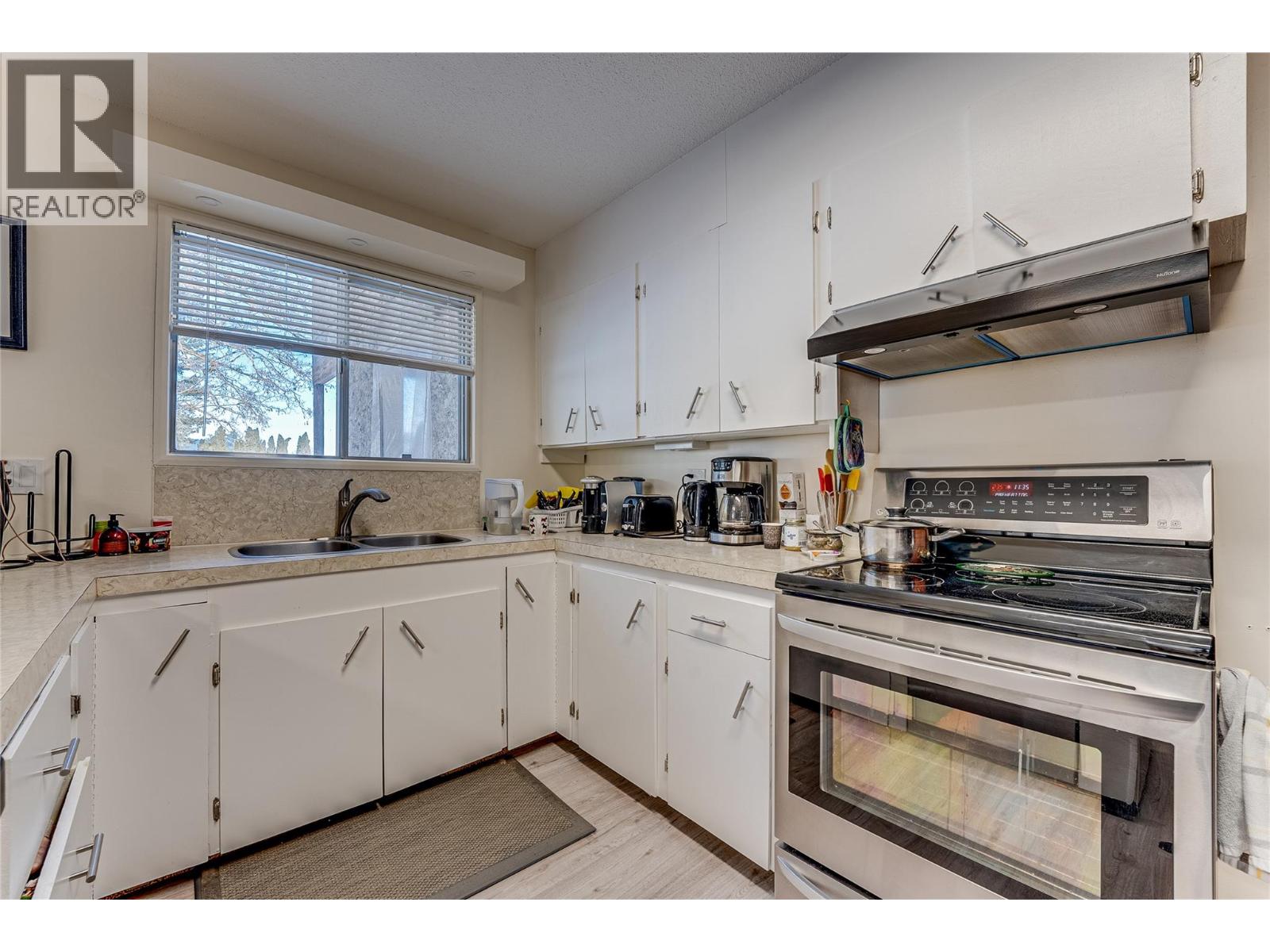 2860 Highway 97 North - 5