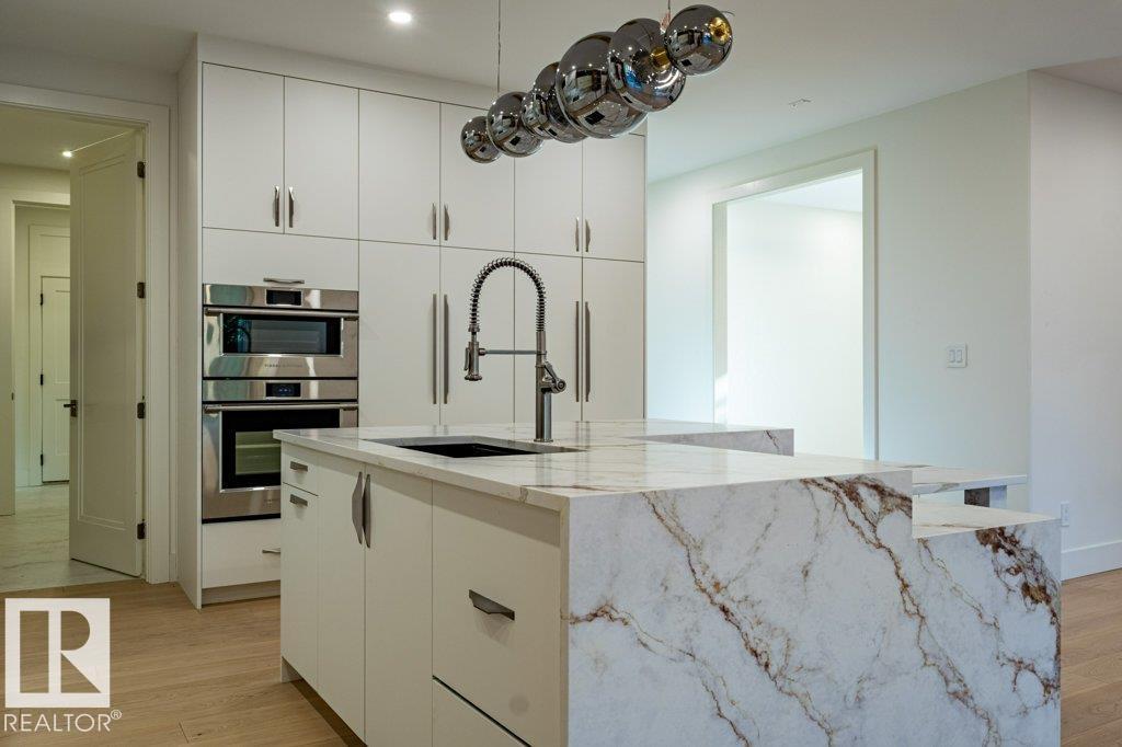 12306 39 AV NW - 12