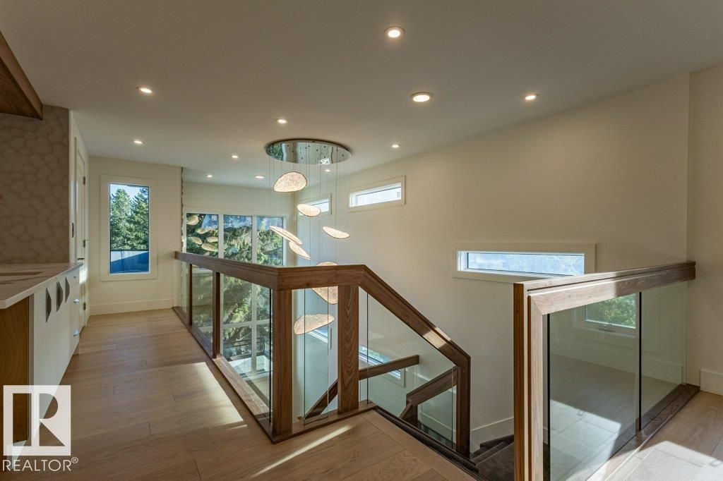 12306 39 AV NW - 30