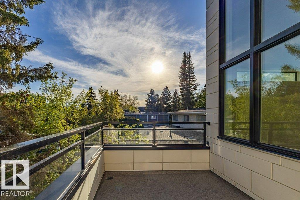 12306 39 AV NW - 45