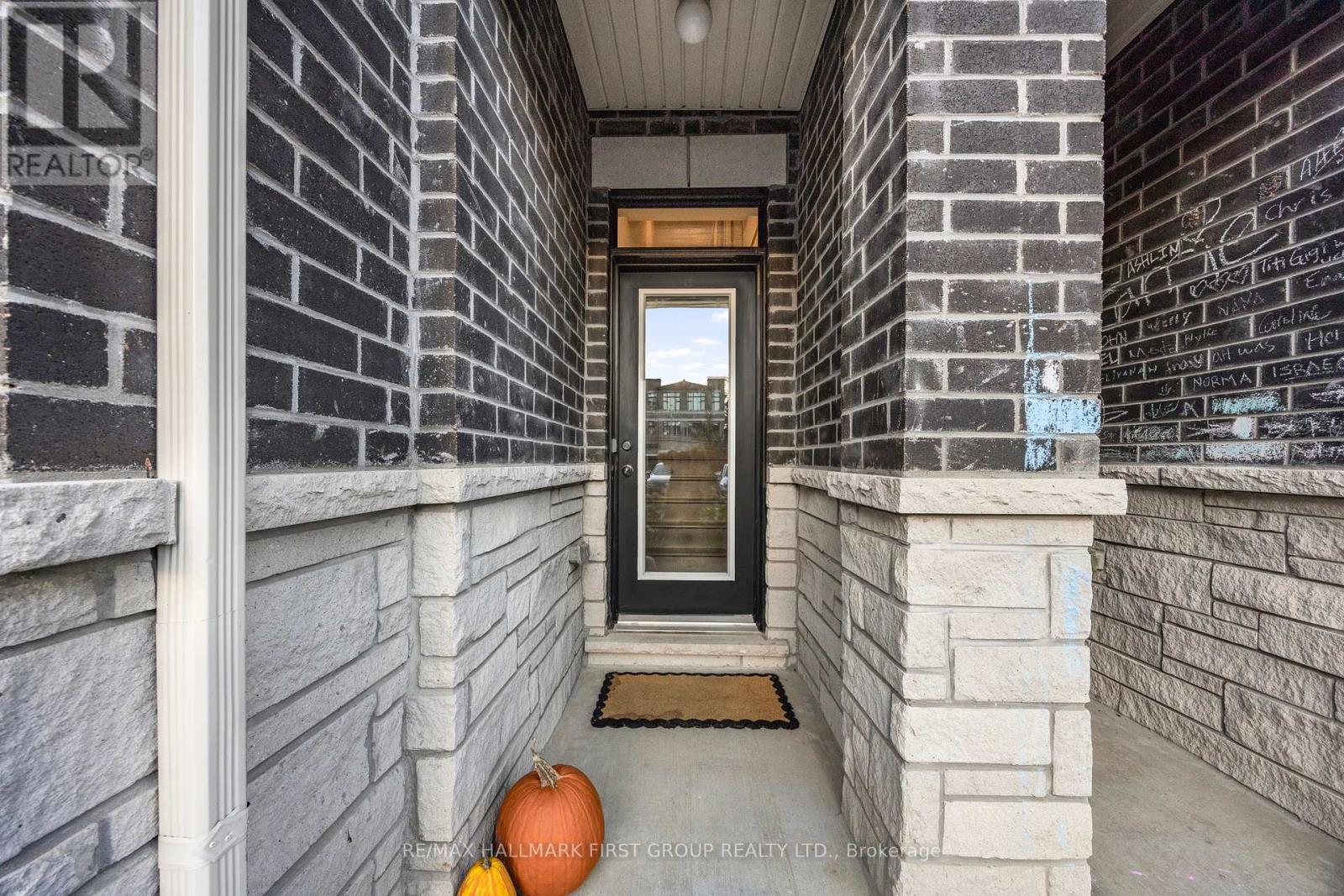 3034 ISLINGTON AVENUE - 6