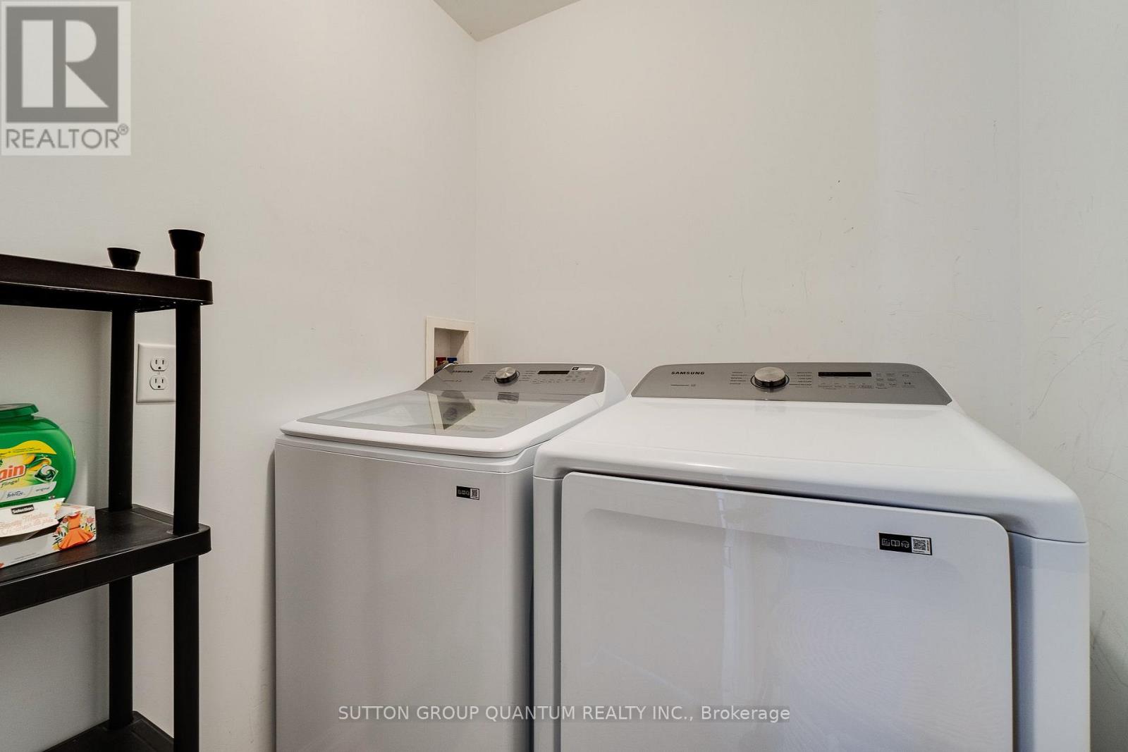 928 DUNBLANE COURT - 35