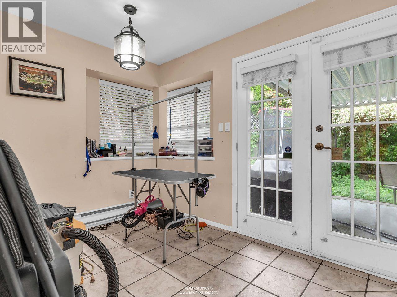 11638 225 STREET, Maple Ridge