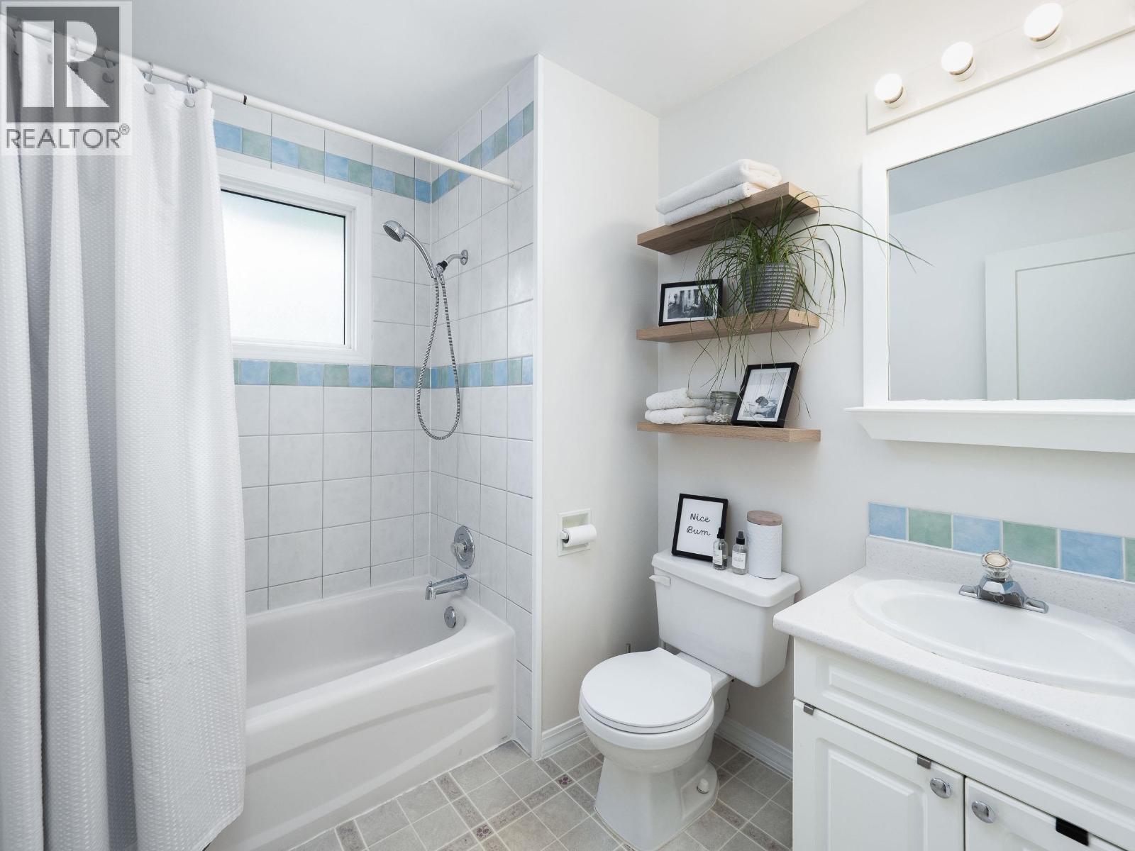 Photo 22 of 30 — 3586 ALDERWOOD COURT · Prince George, BC