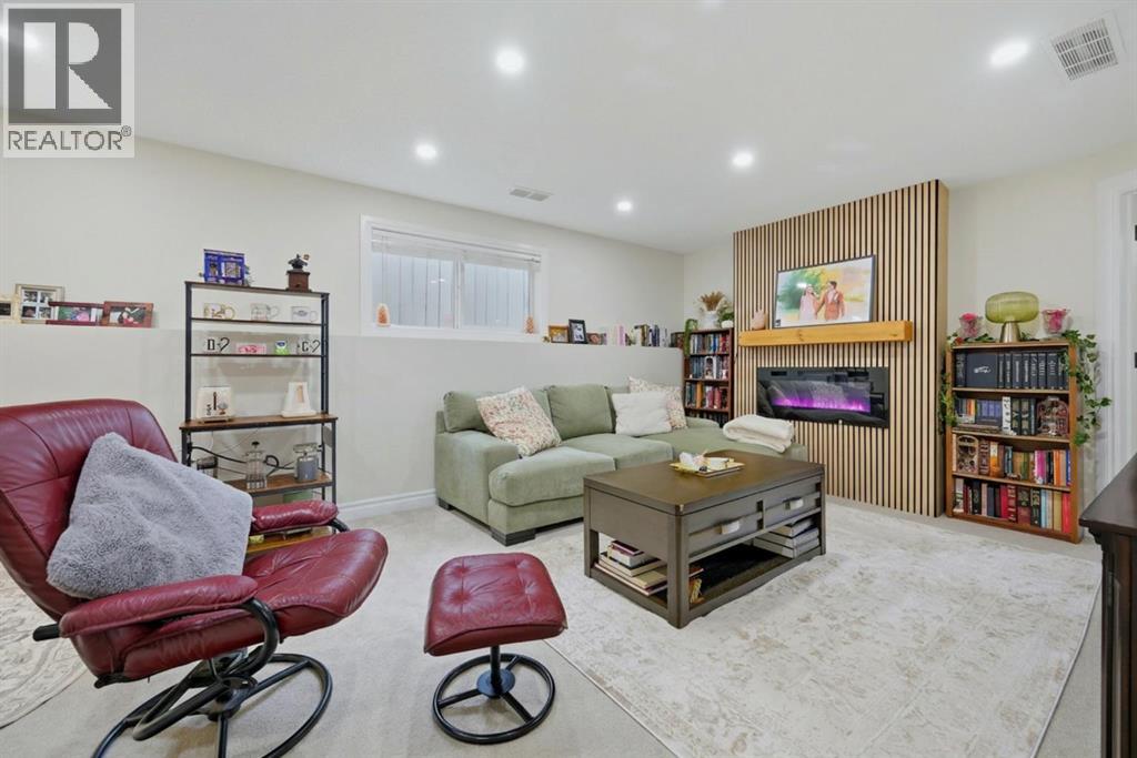 953 Cranston Drive SE - 19