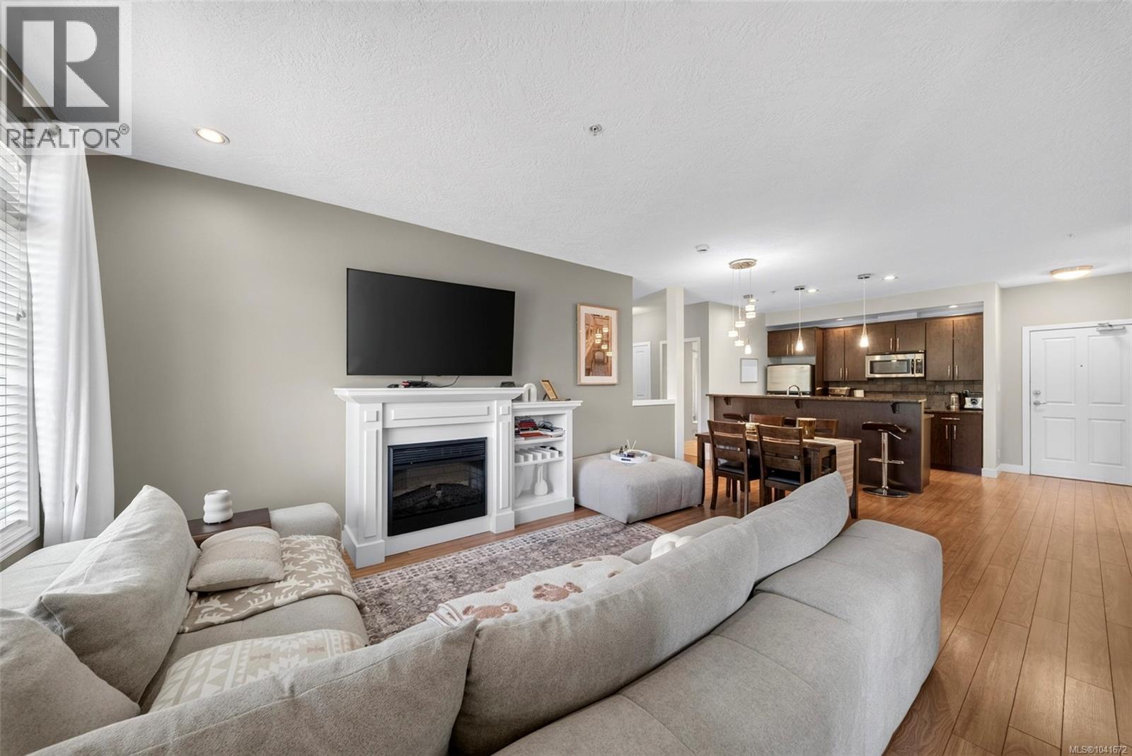 #307 623 Treanor Ave - 1
