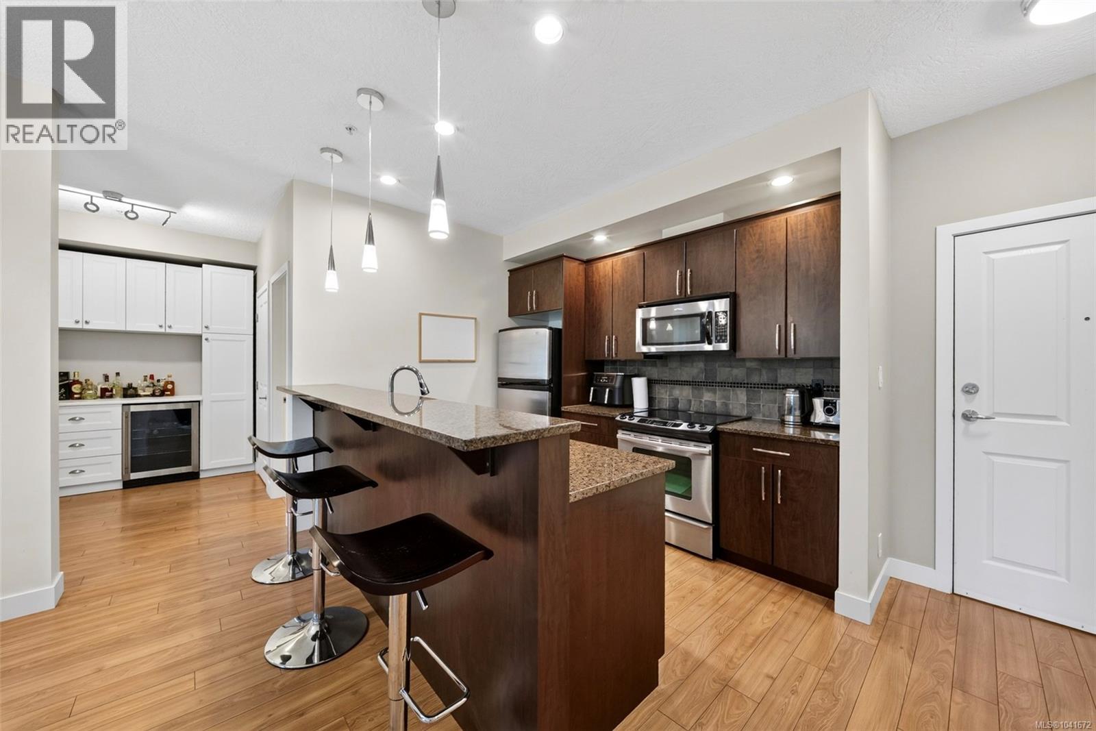 #307 623 Treanor Ave - 5
