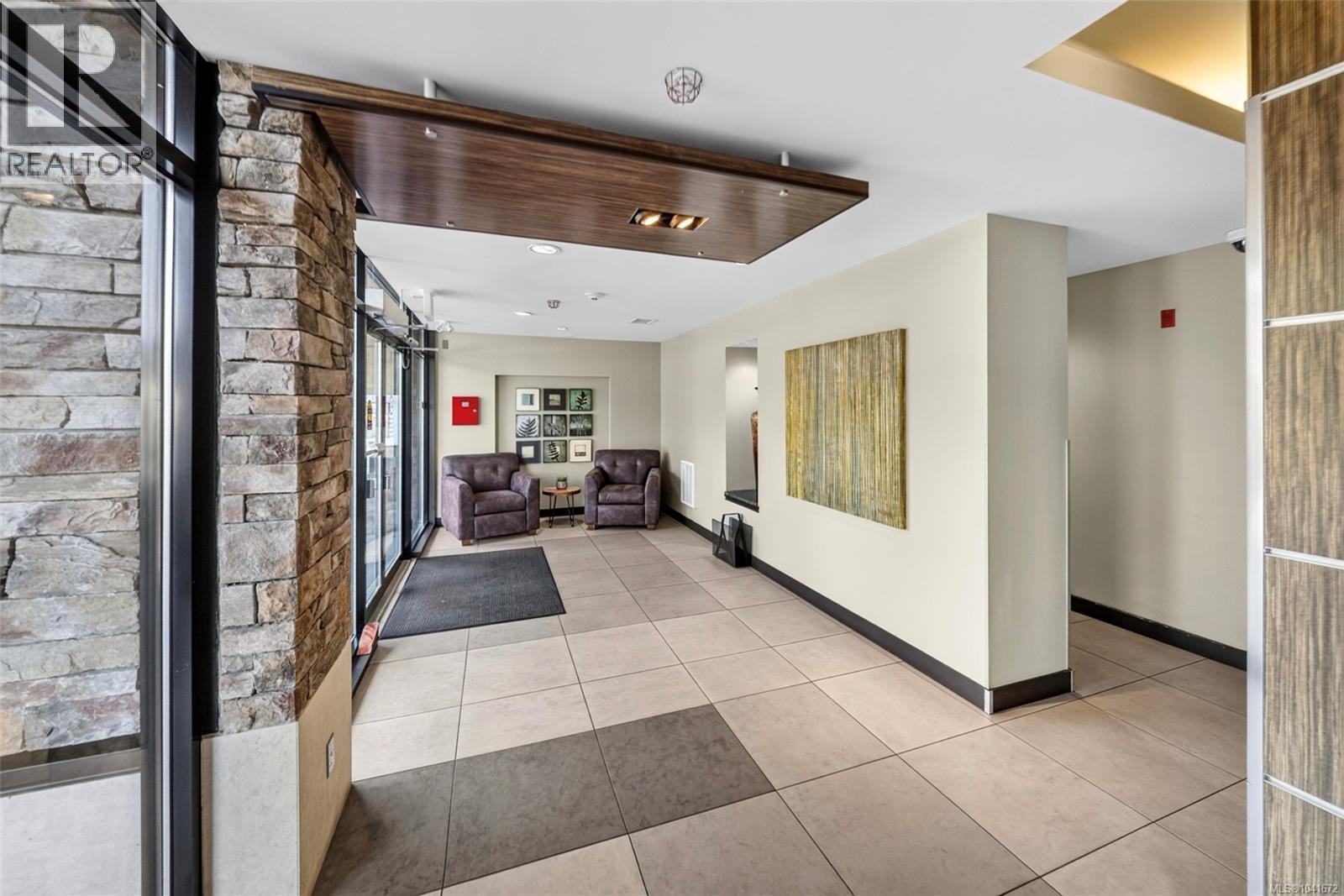 #307 623 Treanor Ave - 18
