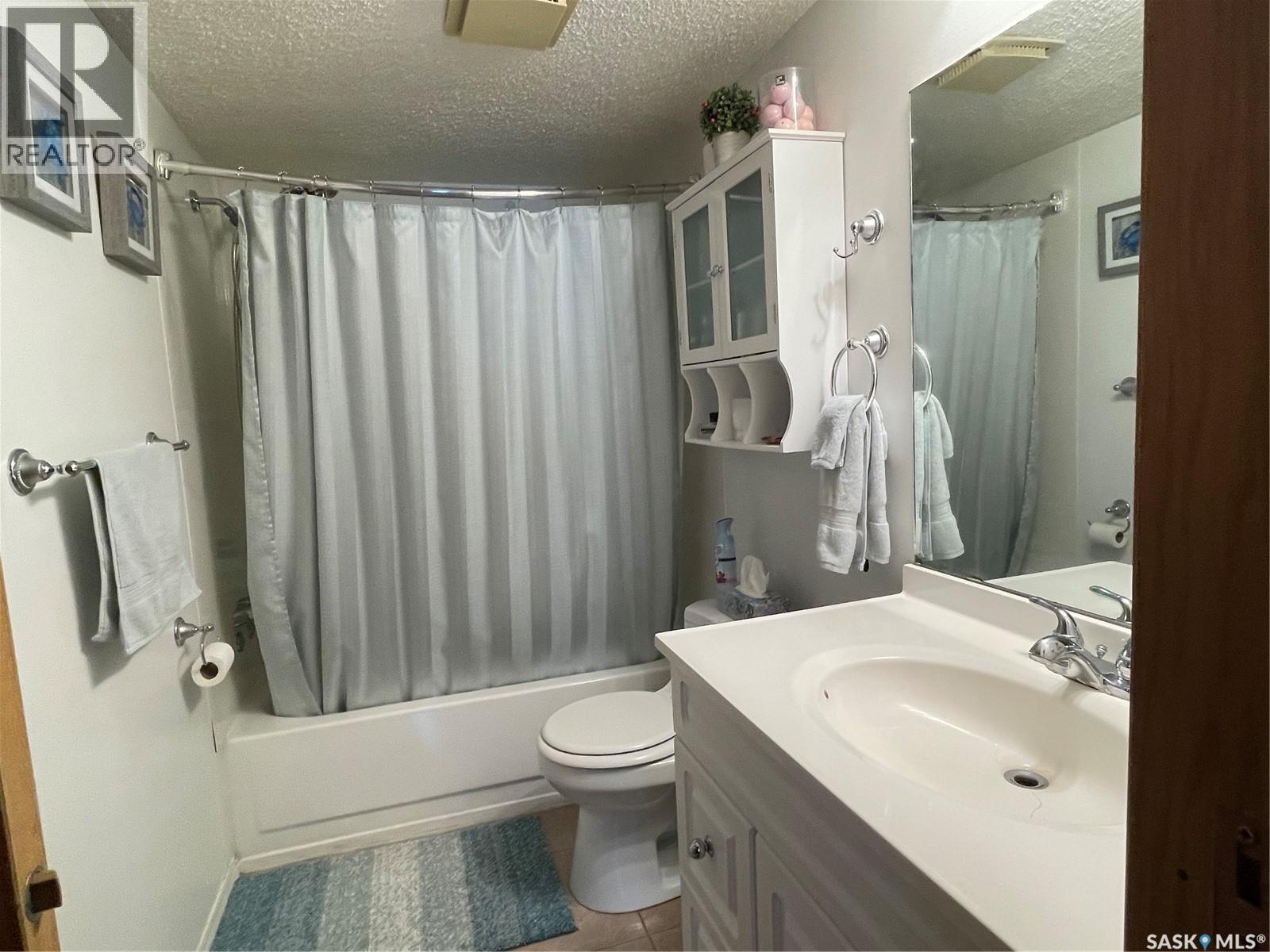 102A 51 Wood Lily DRIVE — photo 11