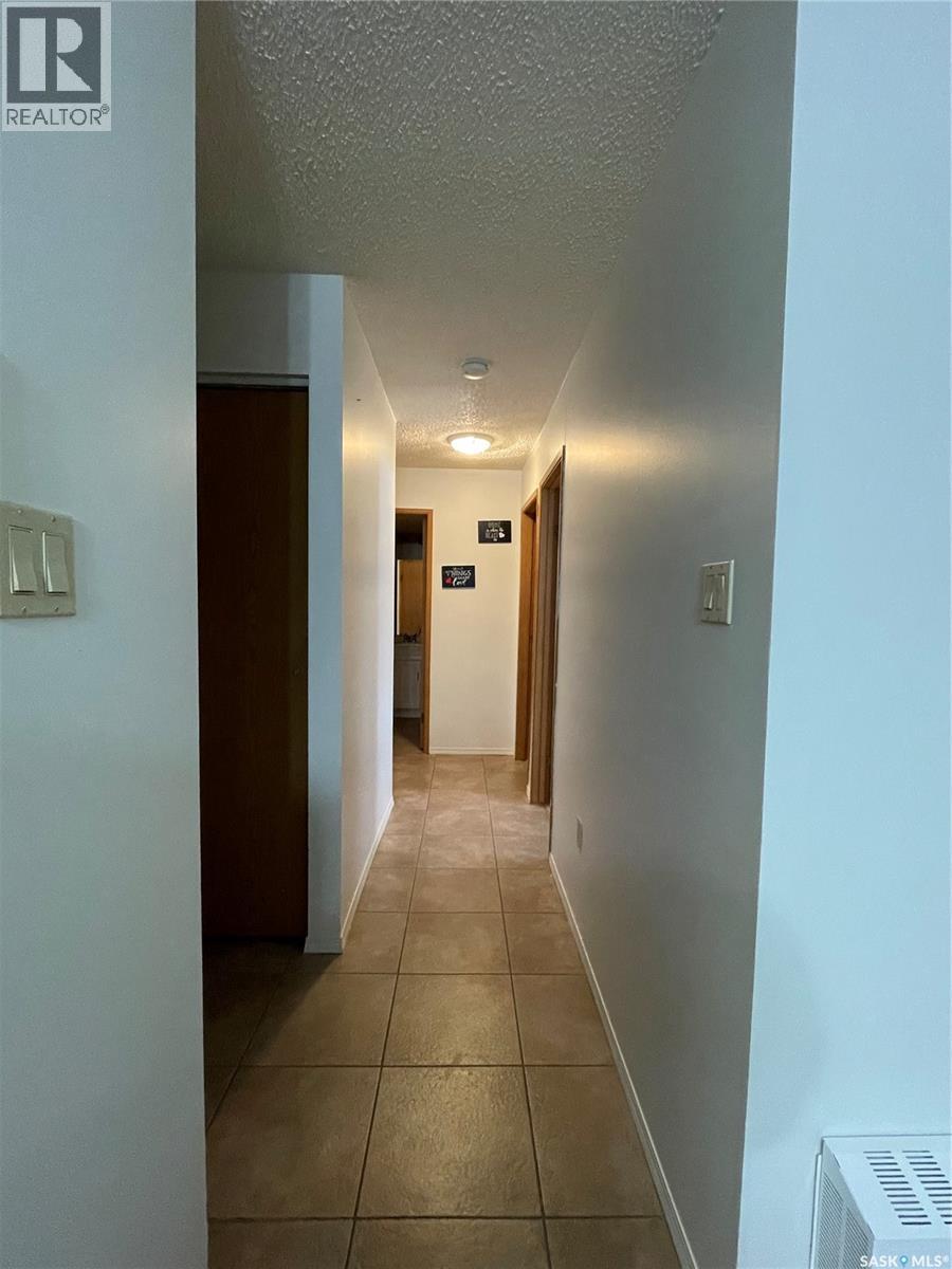 #102A 51 Wood Lily DRIVE - 15