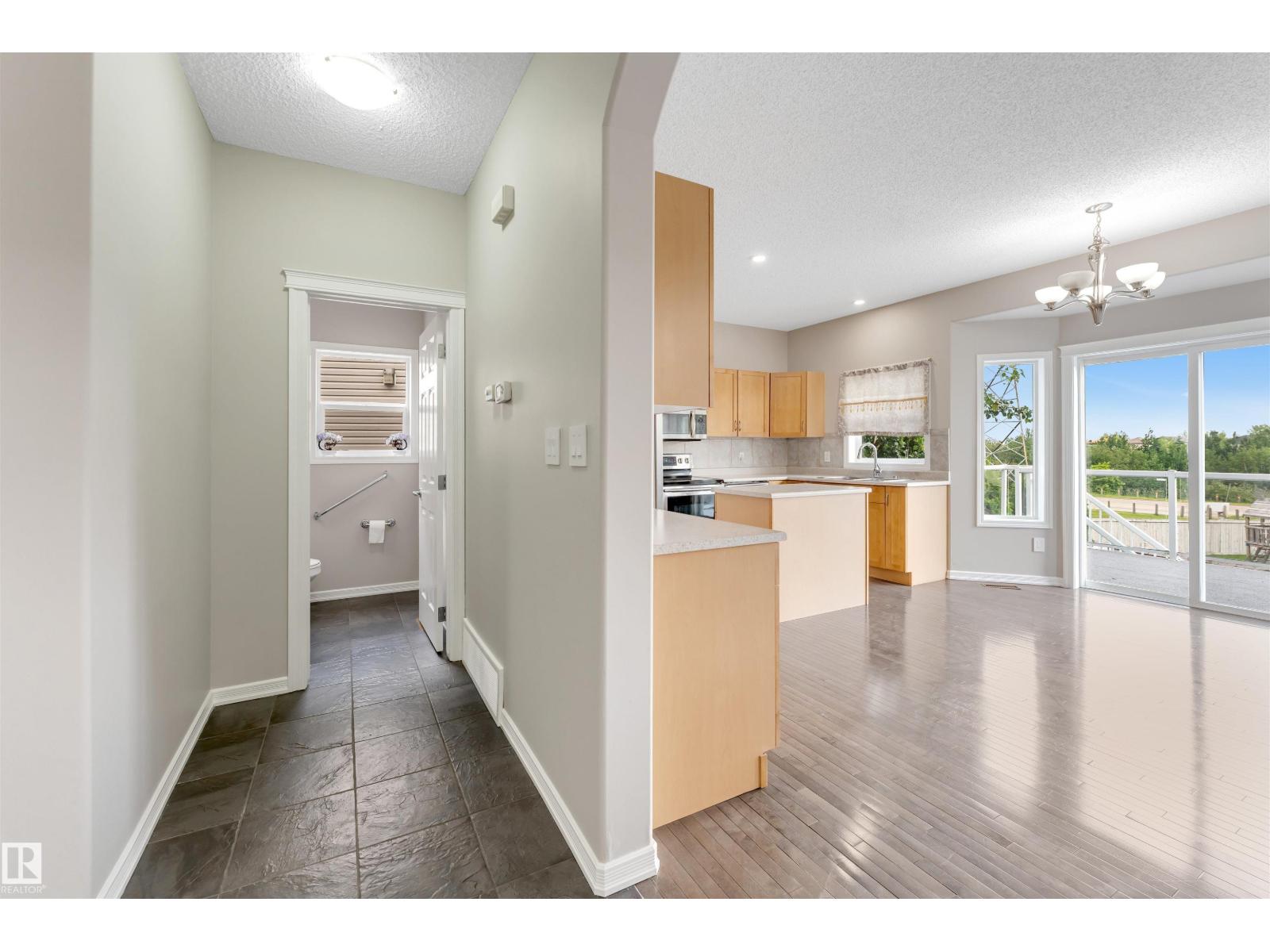 3449 28 ST NW - 28
