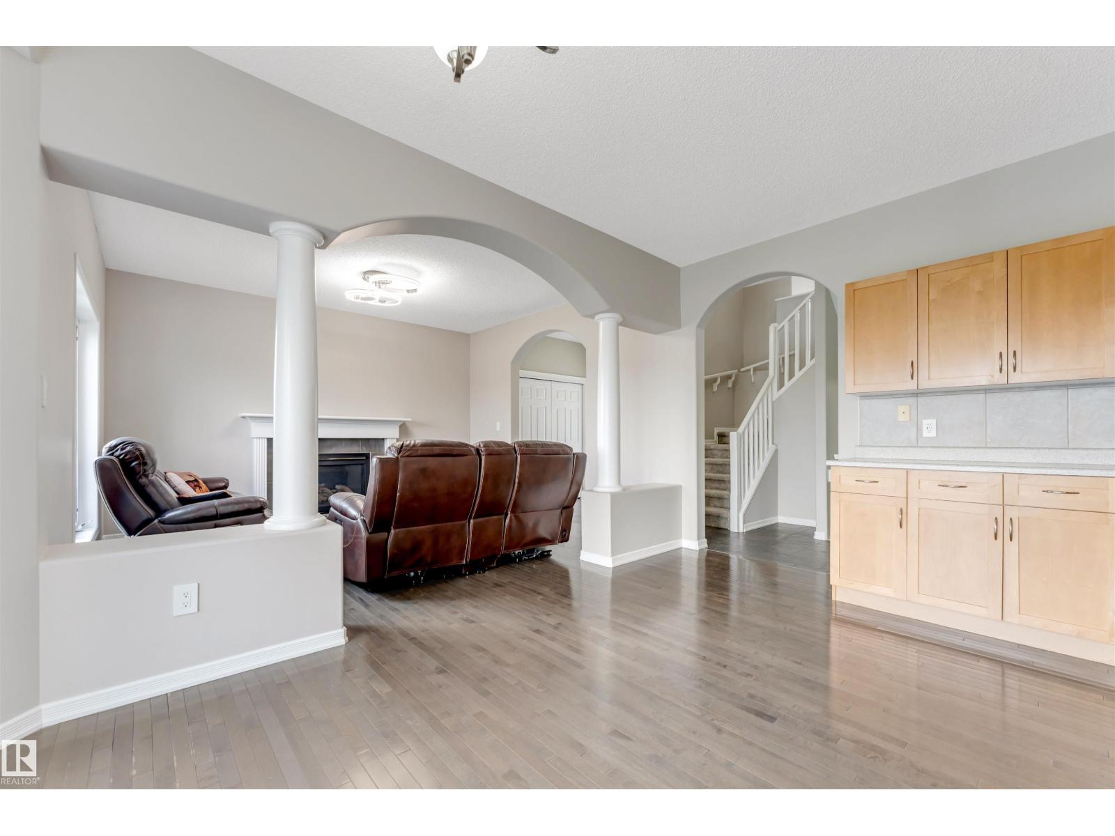 3449 28 ST NW - 21