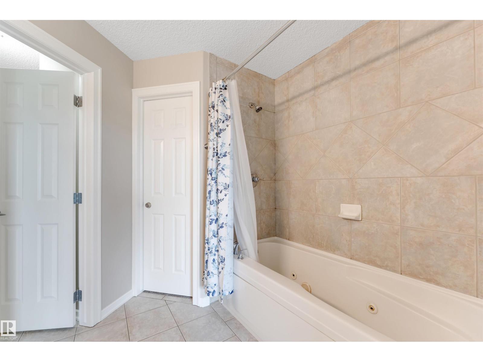 3449 28 ST NW - 51