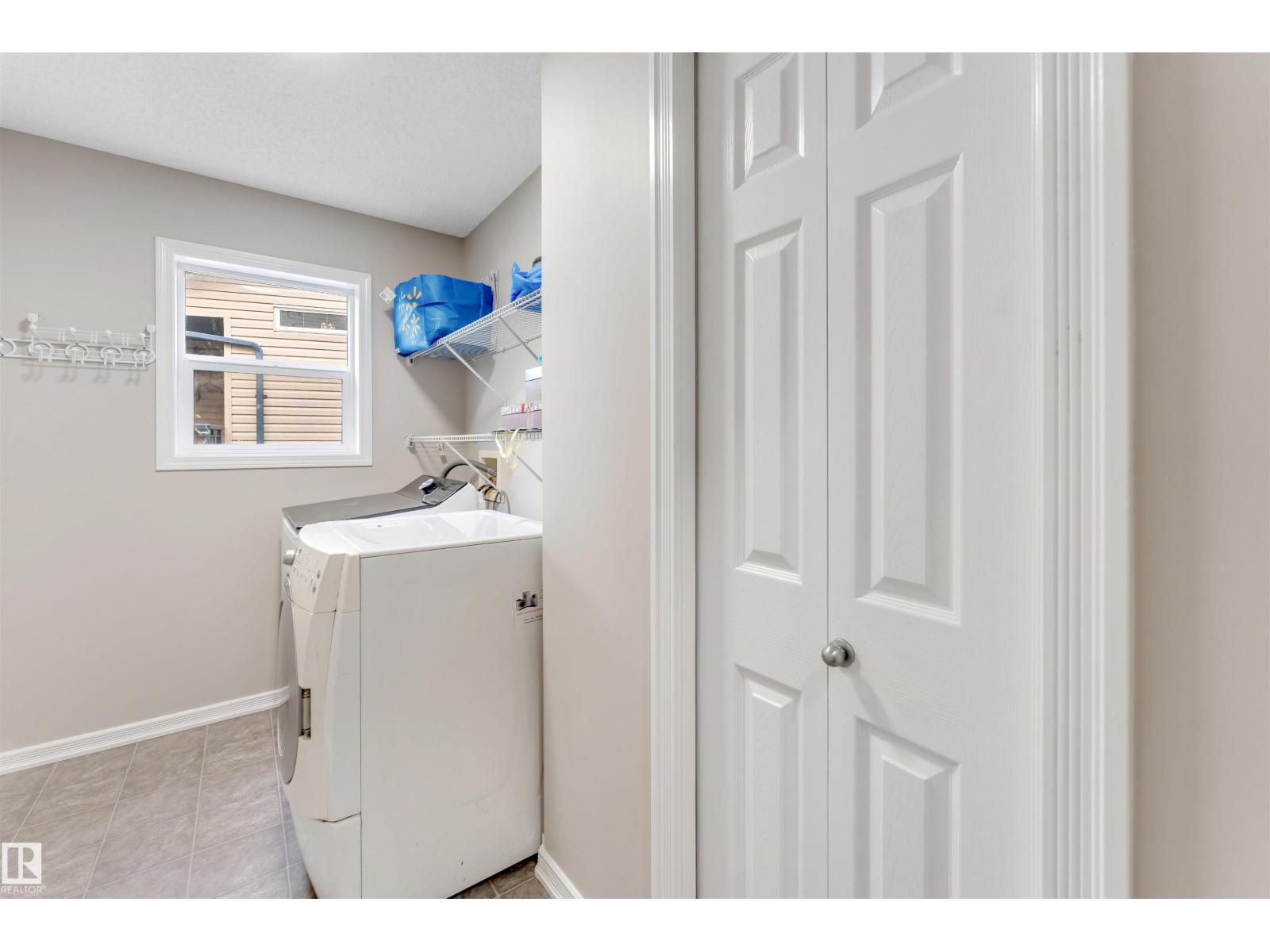 3449 28 ST NW - 54