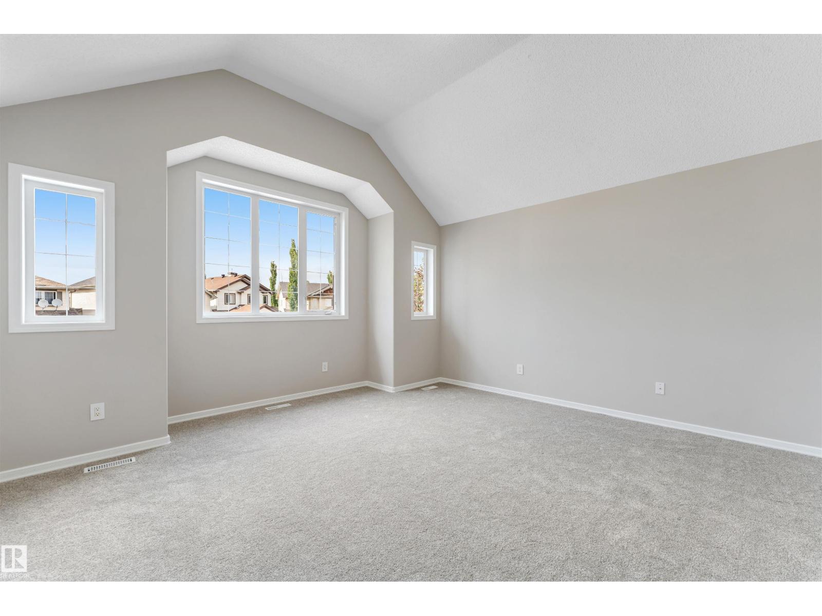 3449 28 ST NW - 40