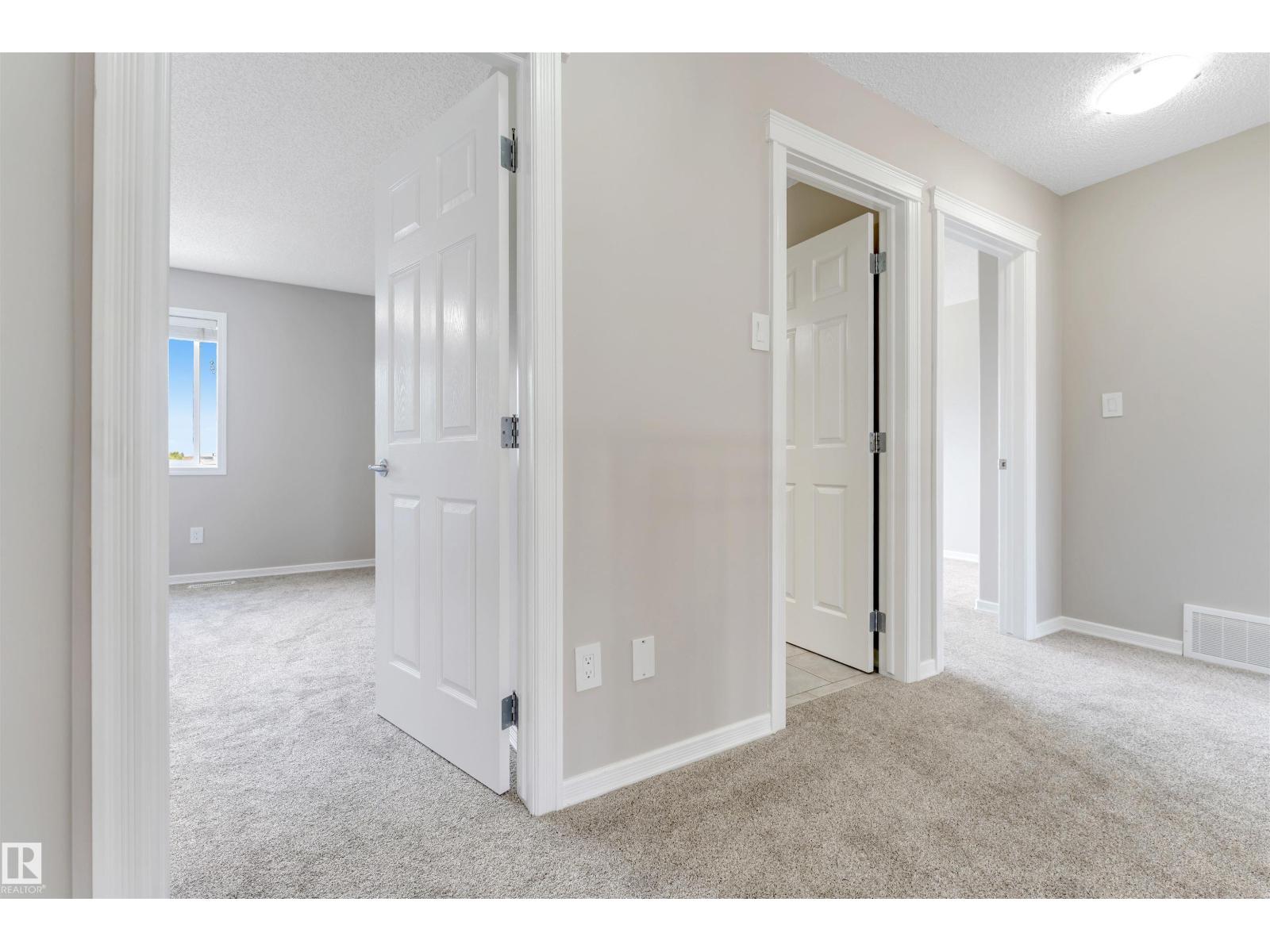 3449 28 ST NW - 45