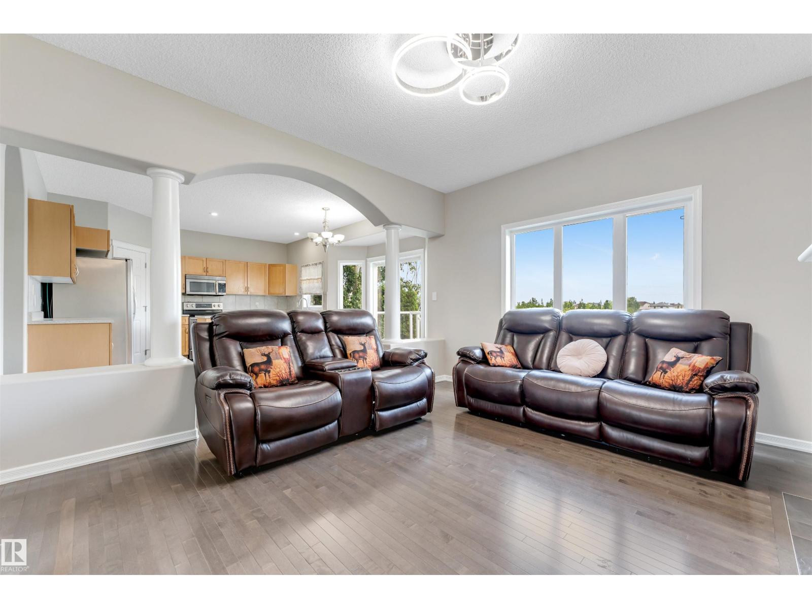 3449 28 ST NW - 19