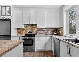 3pc Bathroom - 815 Tice Road, Fenwick, ON L0S1C0 Photo 12