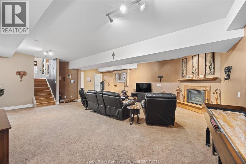 12123 CRANBROOK - 15