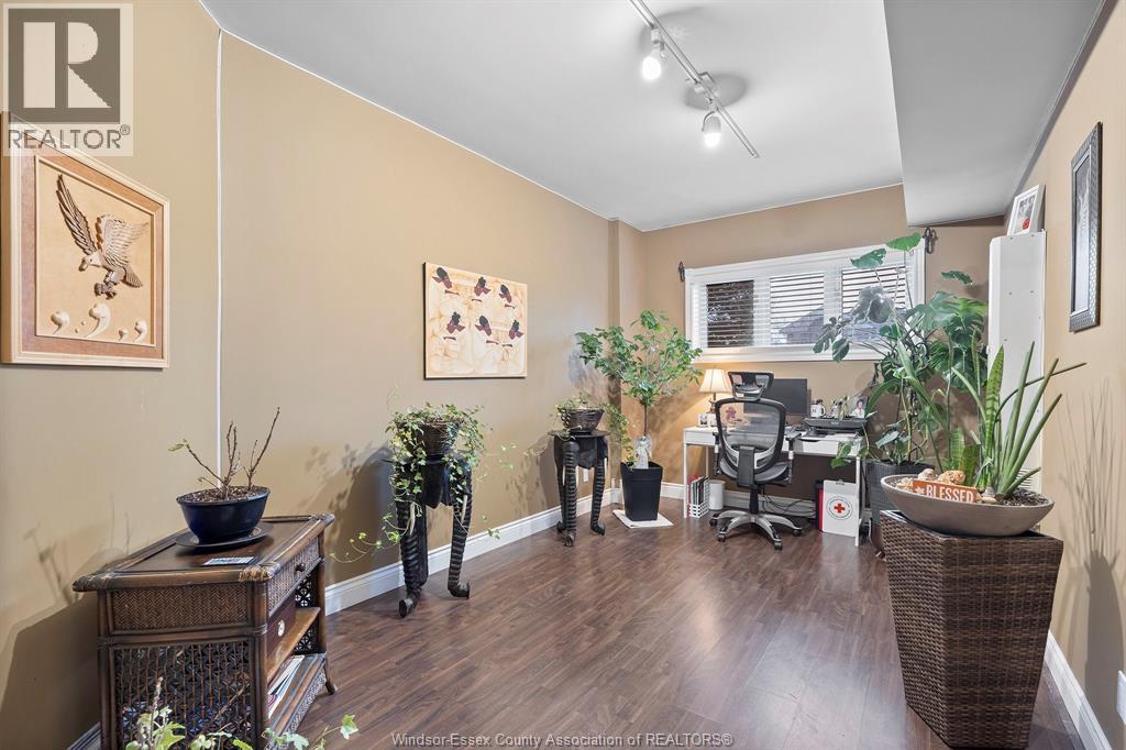 12123 CRANBROOK - 19