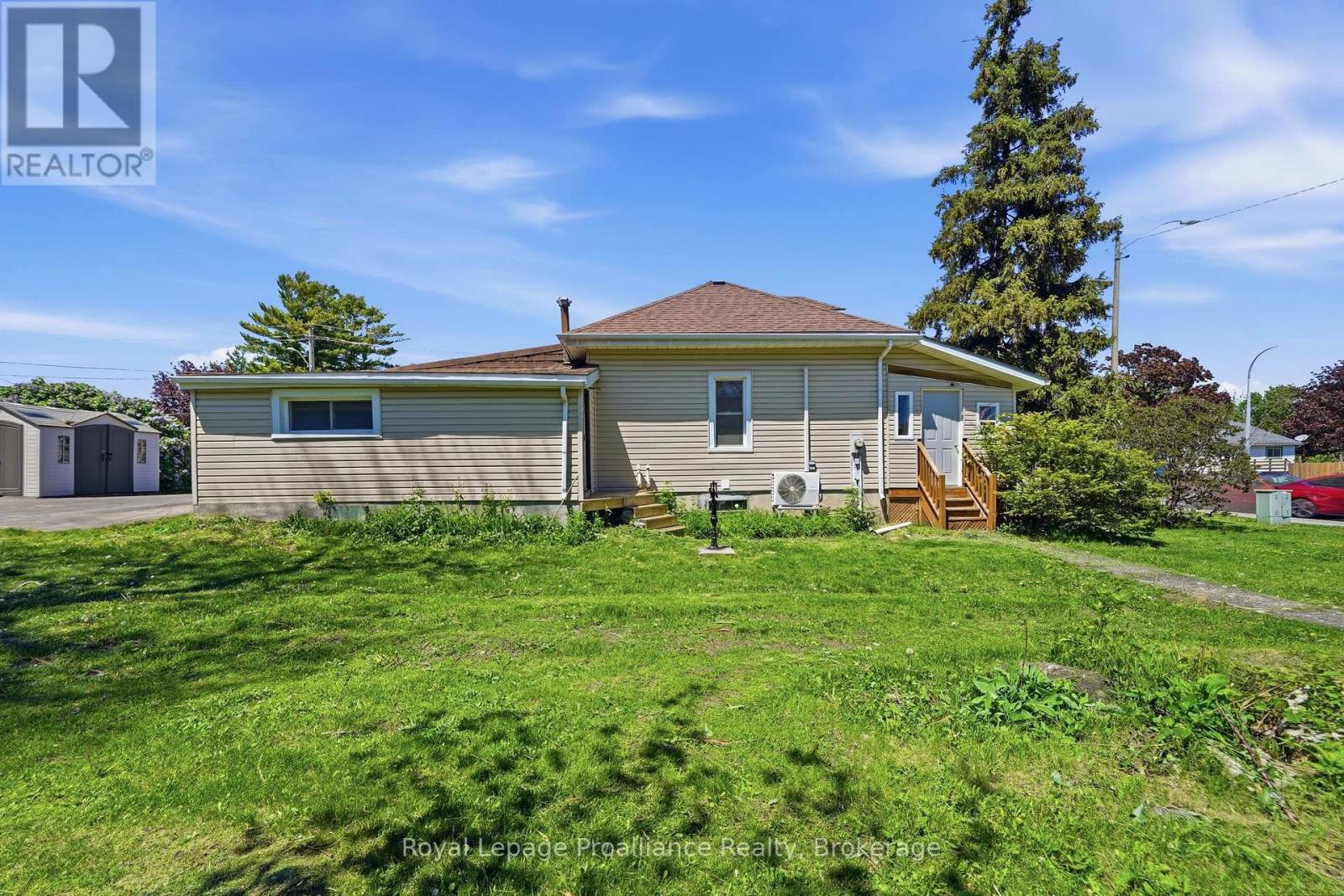 252 SIDNEY STREET - 19