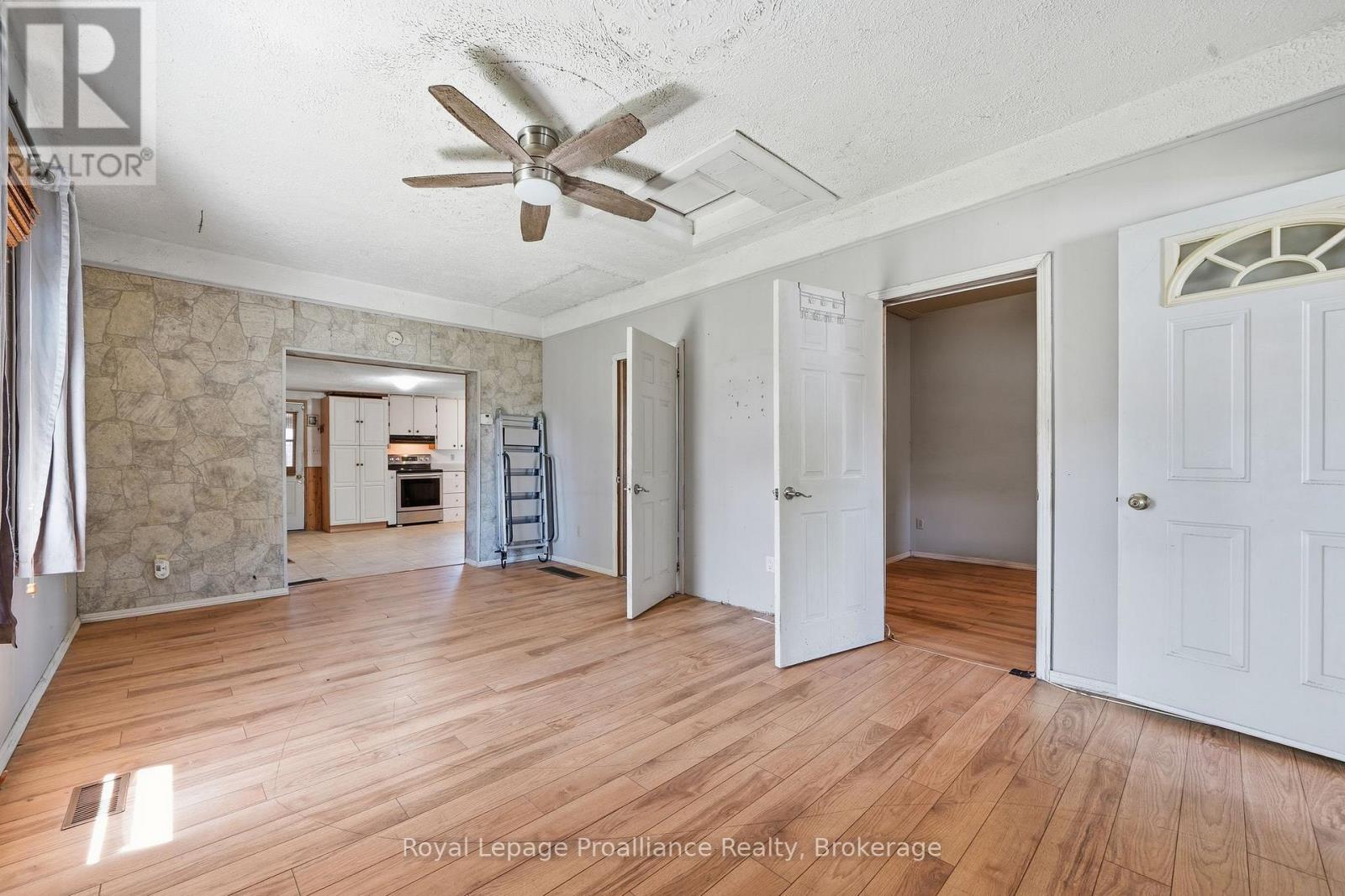 252 SIDNEY STREET - 8