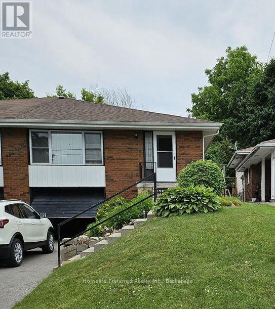 17B BEECHWOOD DRIVE - 2