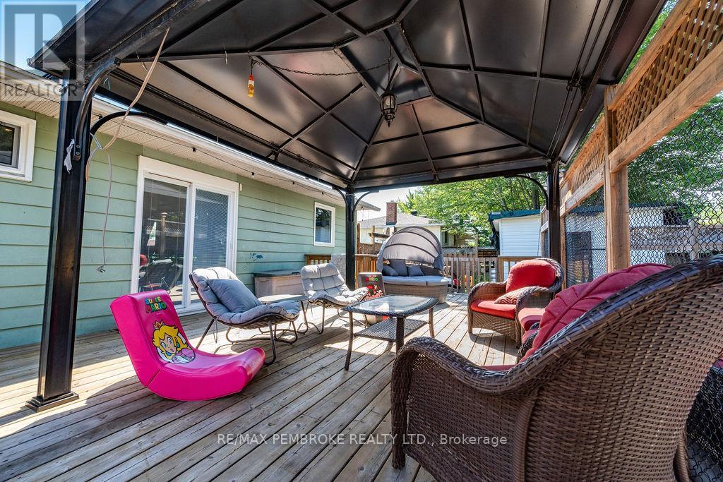 4 Bed, 2 Bath House for Sale in Petawawa – 9 JAMES STREET, Petawawa – MLS# X13530674 - Image 32