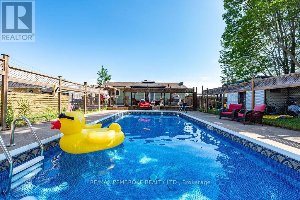 4 Bed, 2 Bath House for Sale in Petawawa – 9 JAMES STREET, Petawawa – MLS# X13530674 - Image 35