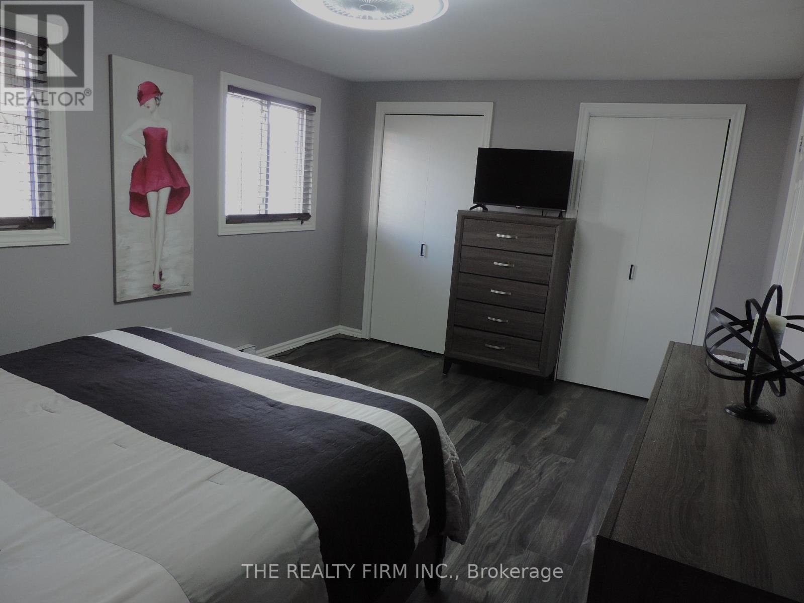 #33 474 SOUTHDALE ROAD E - 14