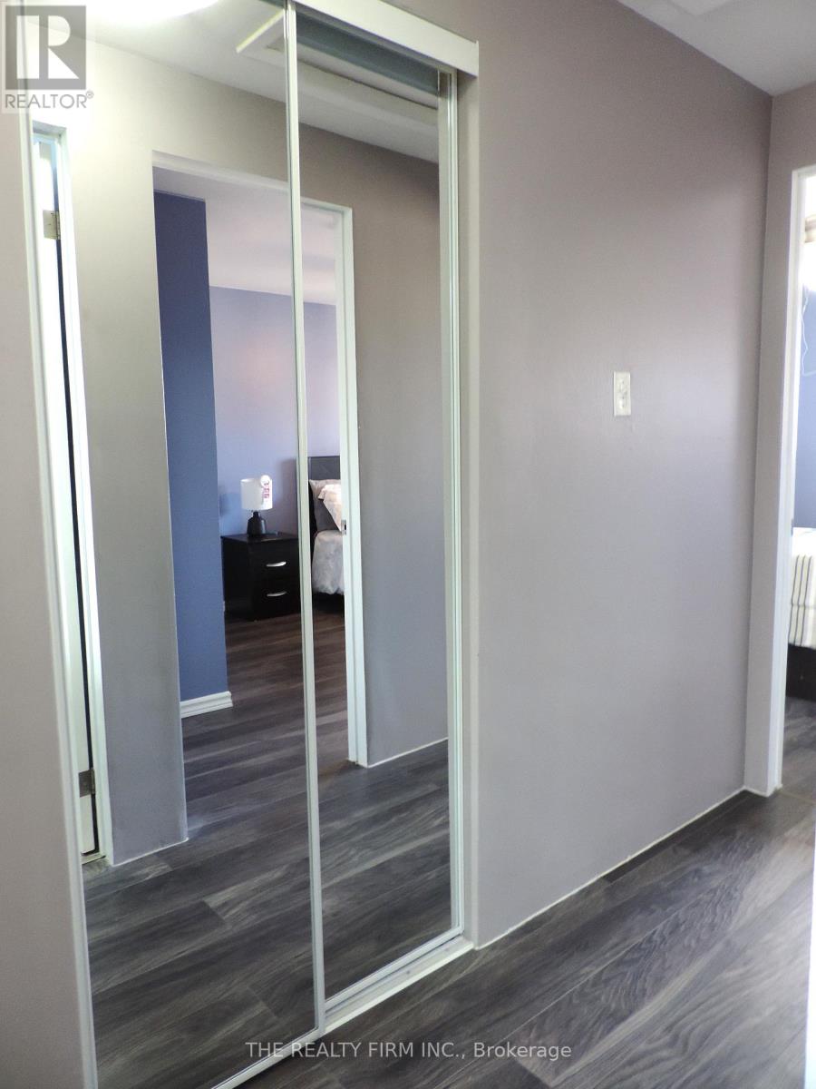 #33 474 SOUTHDALE ROAD E - 18