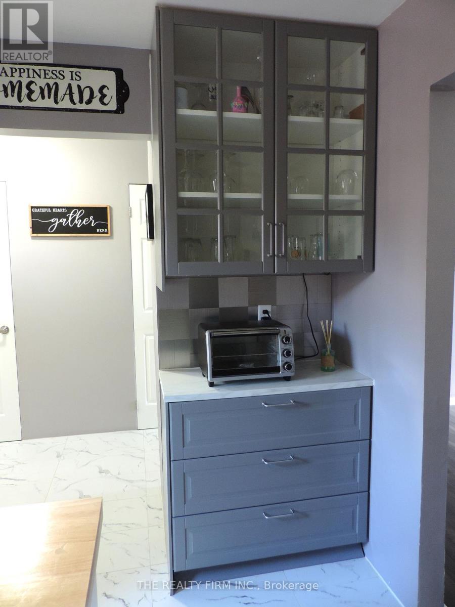 #33 474 SOUTHDALE ROAD E - 10