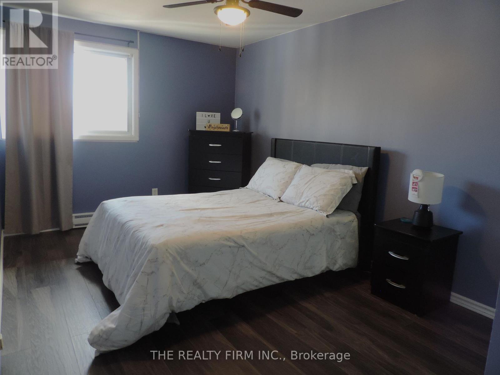 #33 474 SOUTHDALE ROAD E - 15