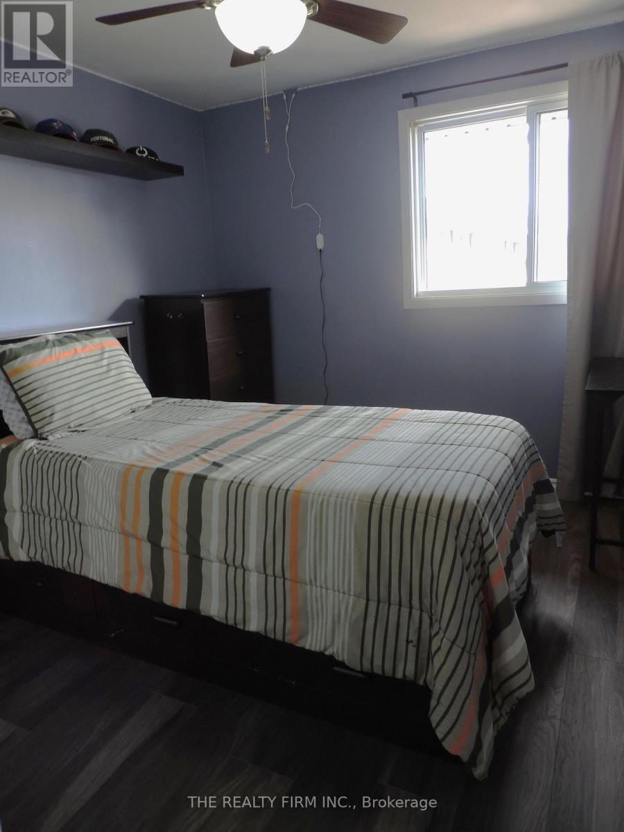 #33 474 SOUTHDALE ROAD E - 17