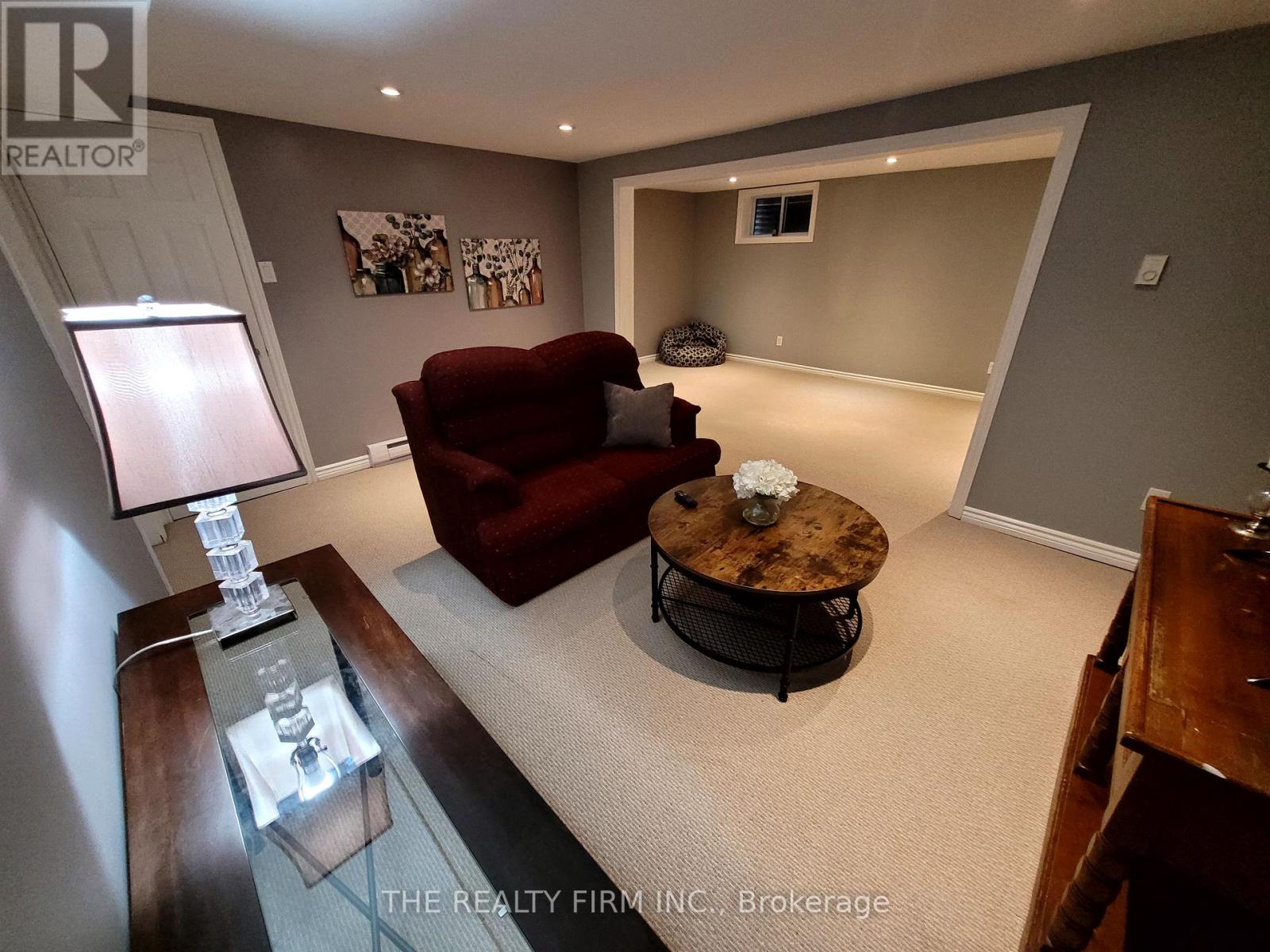 #33 474 SOUTHDALE ROAD E - 20