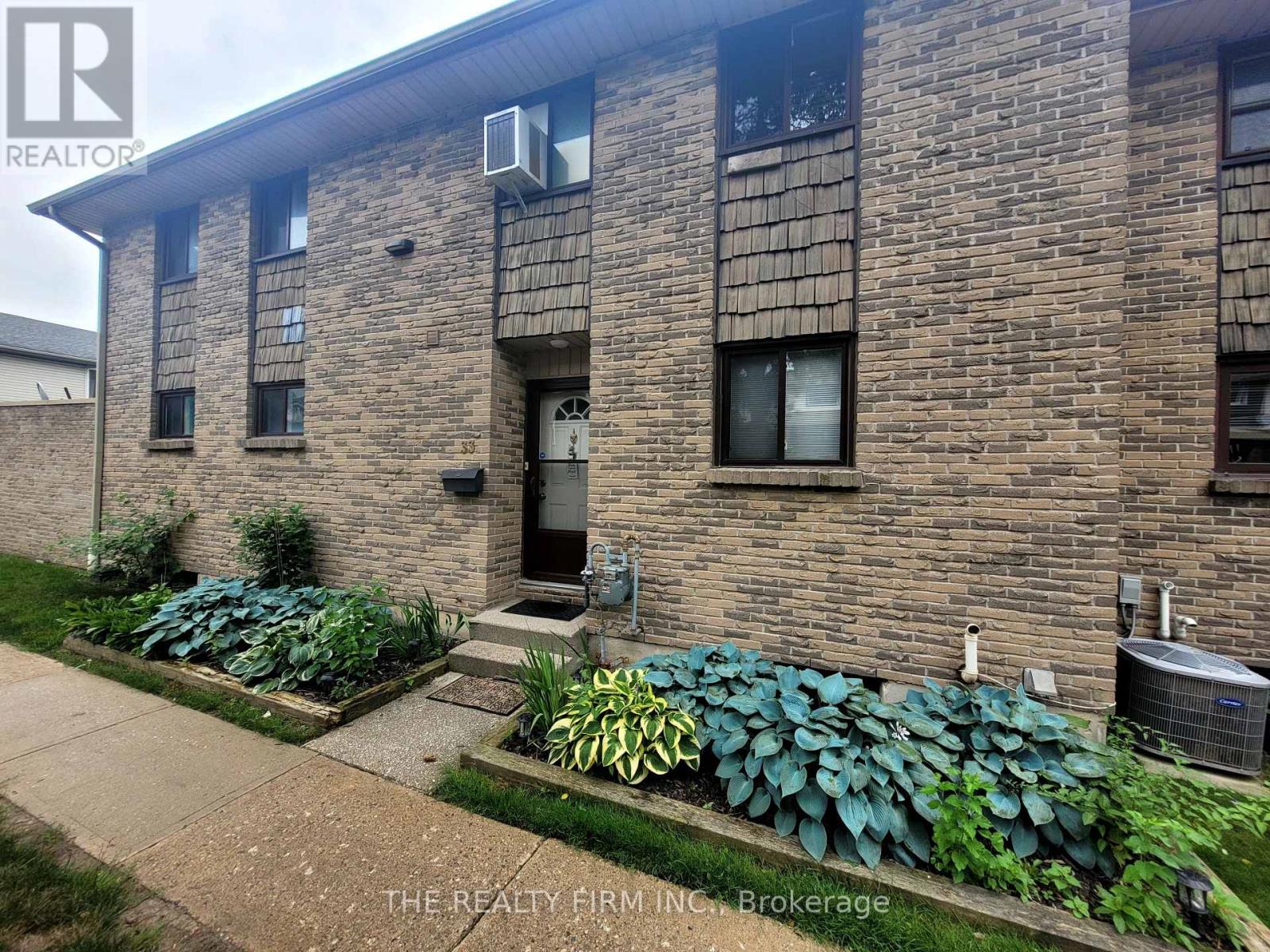 #33 474 SOUTHDALE ROAD E - 1