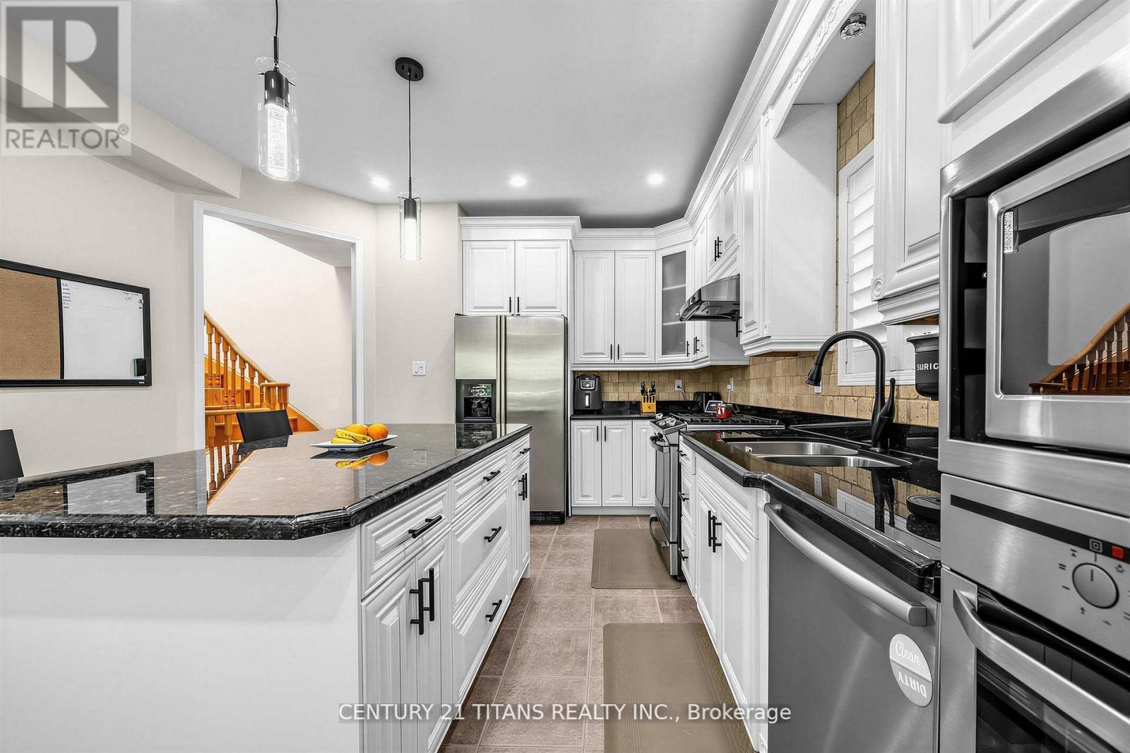3865 BRINWOOD GATE - 17