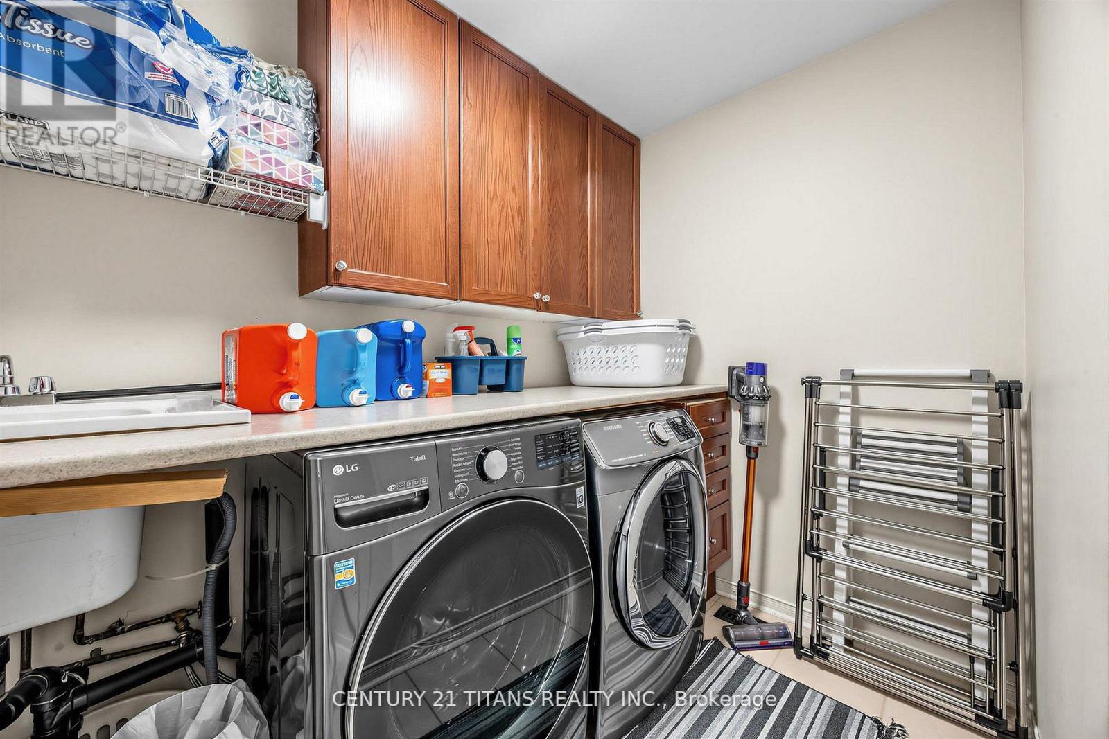 3865 BRINWOOD GATE - 26