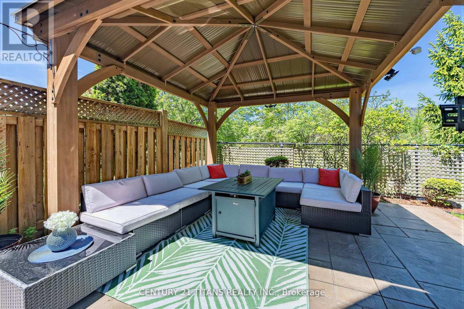 3865 BRINWOOD GATE - 3