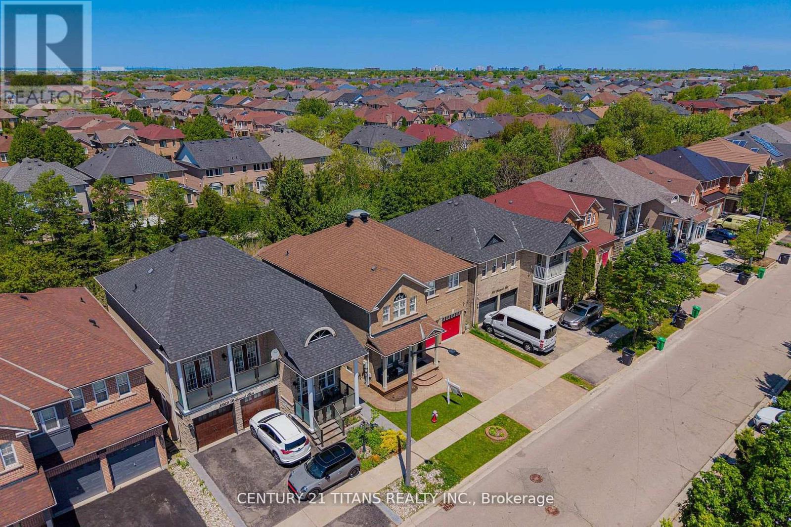 3865 BRINWOOD GATE - 34