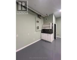 D6 - 2285 St Laurent Boulevard, Ottawa, ON K1G4Z7 Photo 6