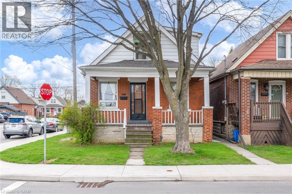 118 CAMERON Avenue N - 2