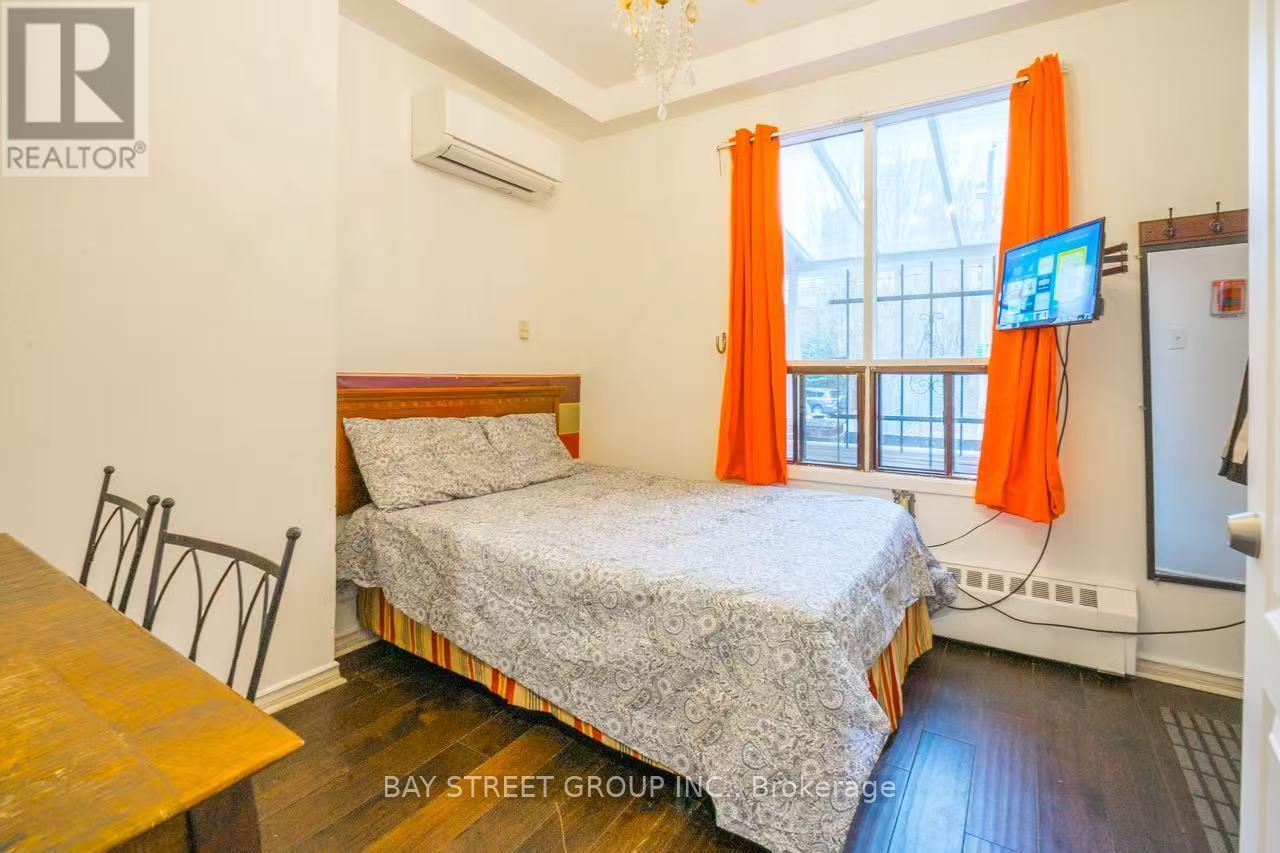 3 PEMBROKE STREET - 7