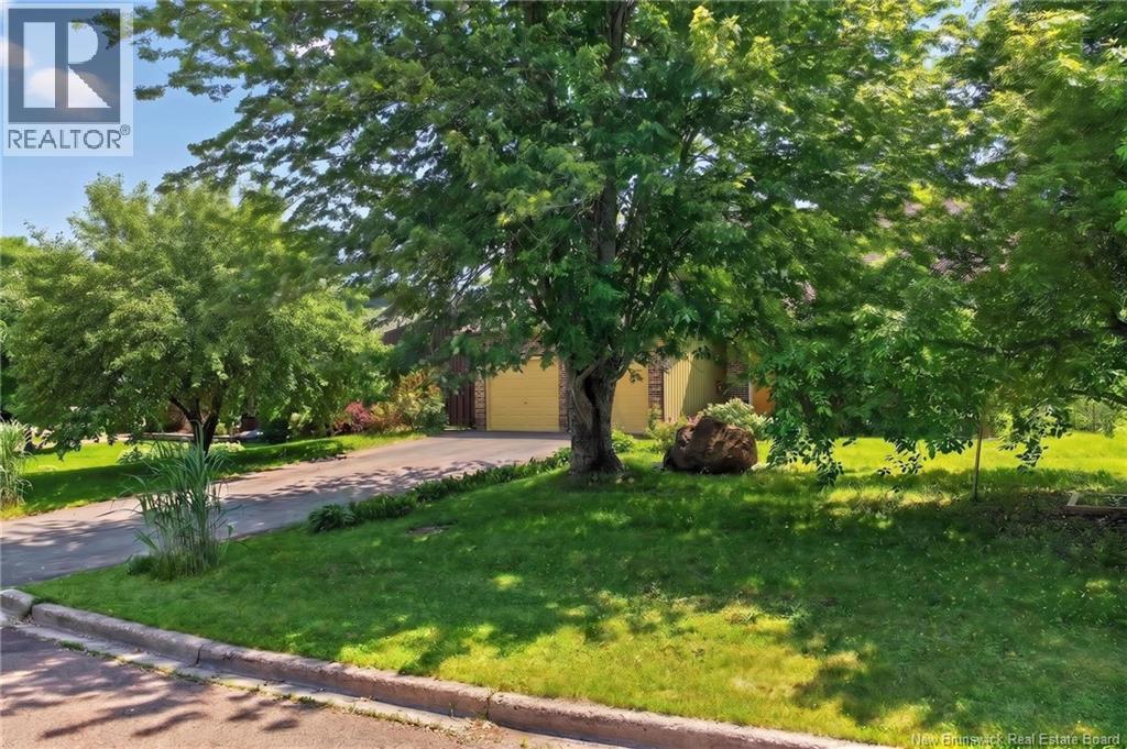 96 Teakwood Way - Image 3