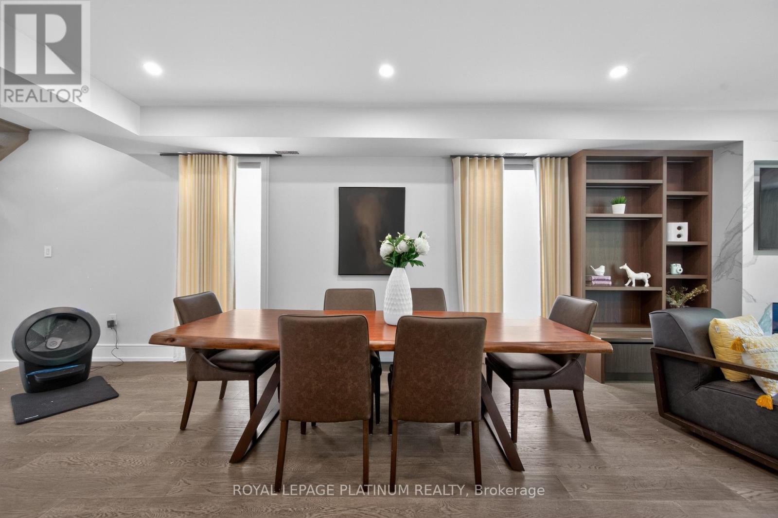 7 ARCH ROAD - 6