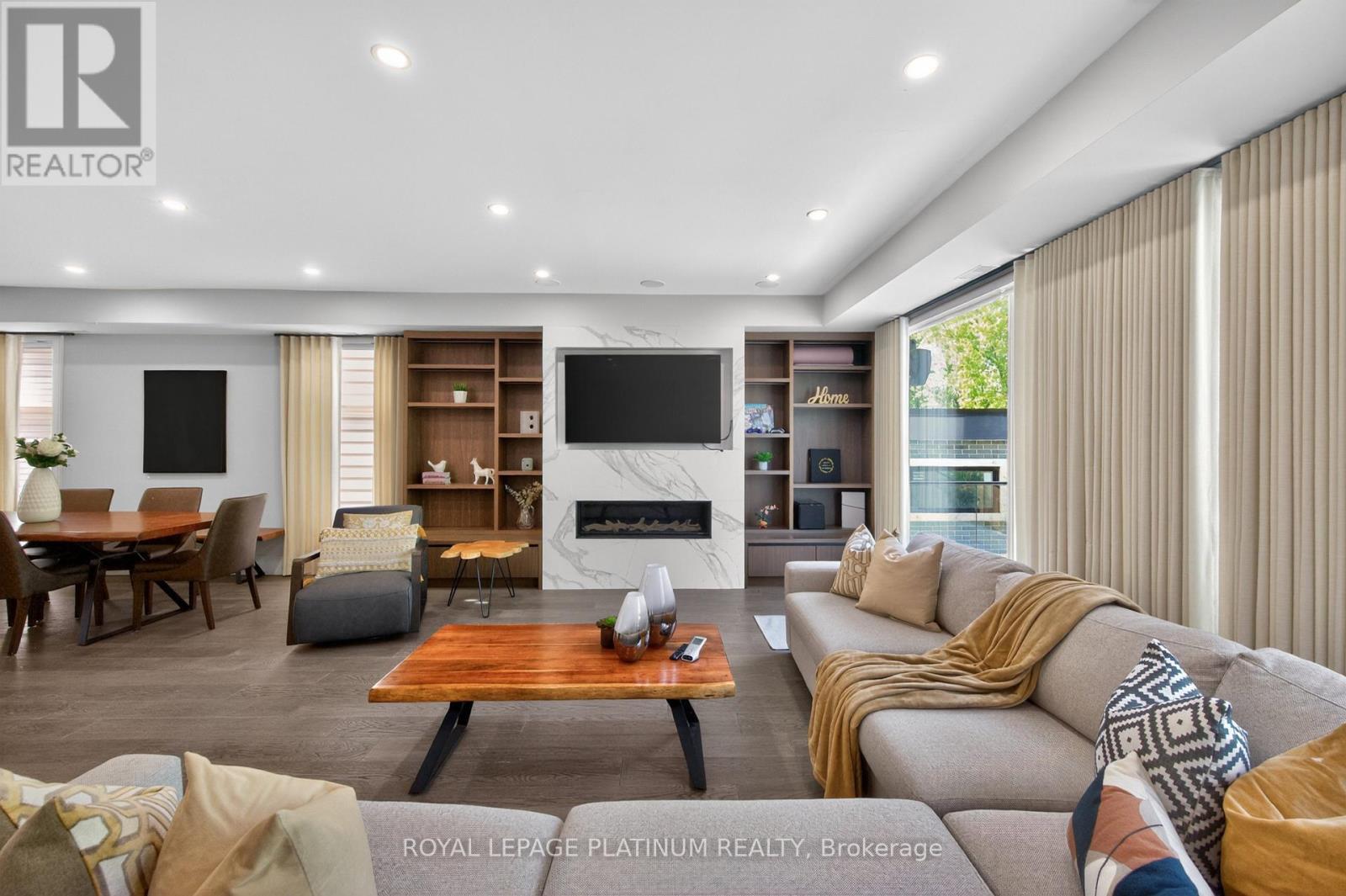 7 ARCH ROAD - 8