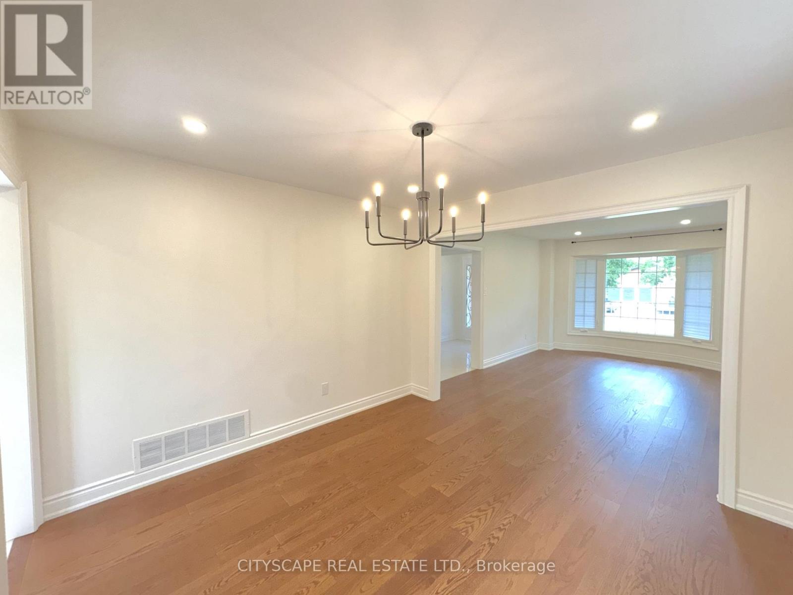 6 DIANE COURT - Image 10