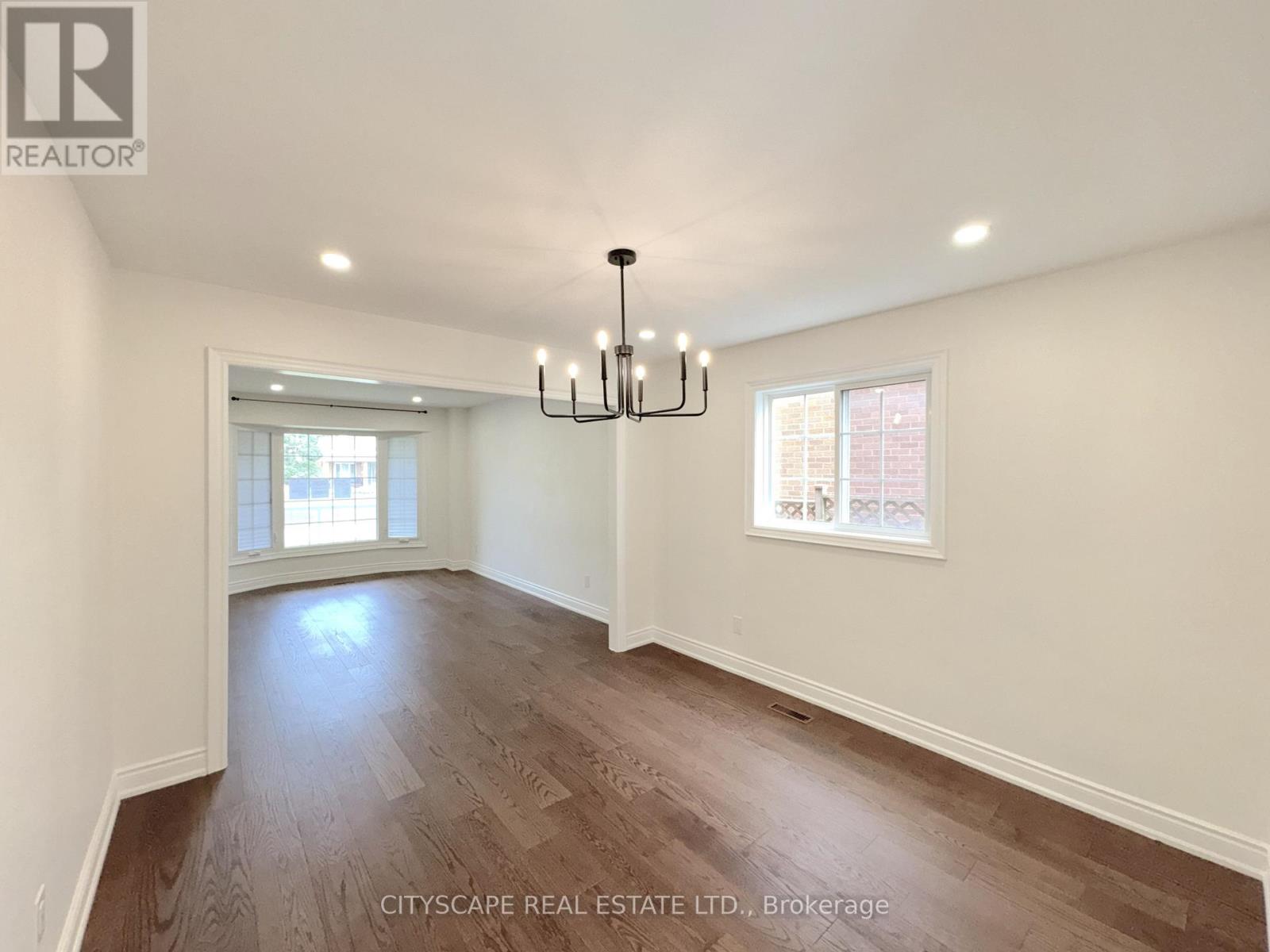 6 DIANE COURT - Image 11